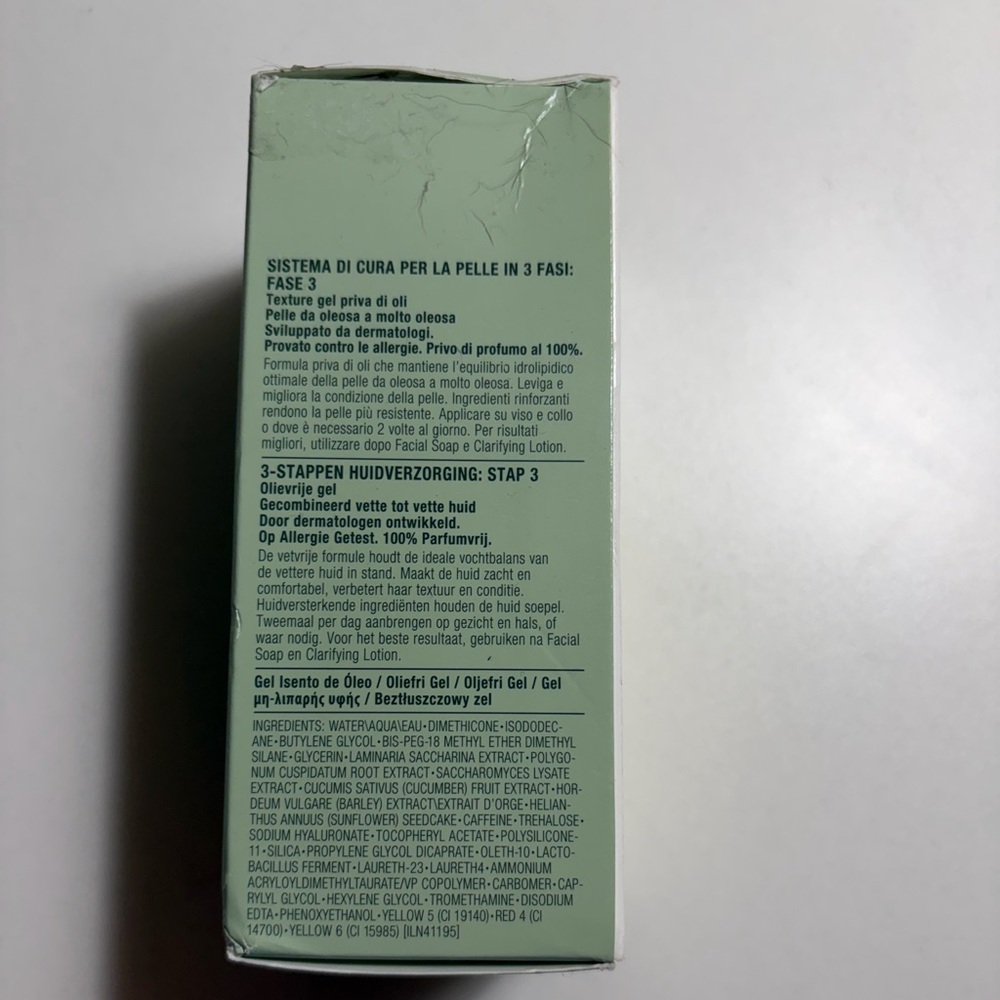 Clinique Dramatically Different Moisturizing Gel Oil-Free Hydration New - Picture 2 of 4